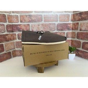 Toms Women Classic Canvas Slip Ons- Grey